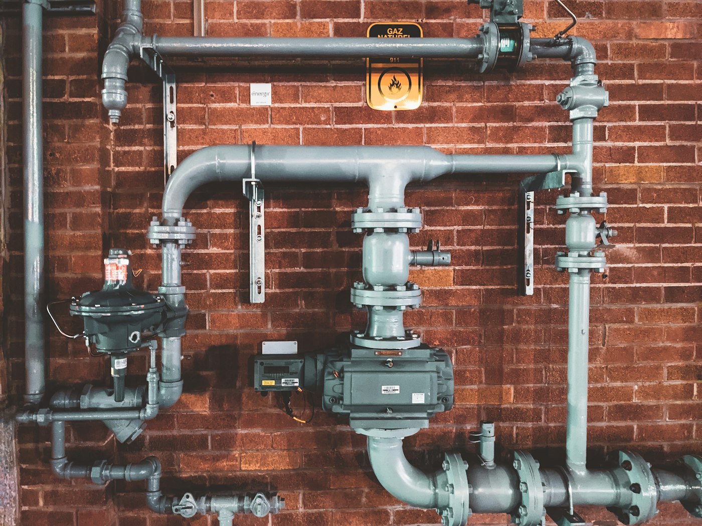 Copper plumbing pipes in a residential setting